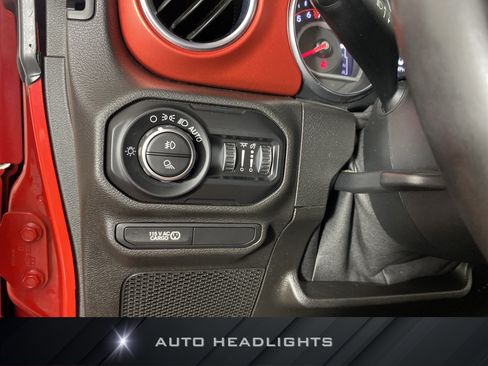 Used 2020 Jeep Gladiator Rubicon AWD/4WD image 25