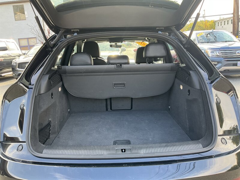 Used 2018 Audi Q3 2.0T Premium AWD/4WD image 10