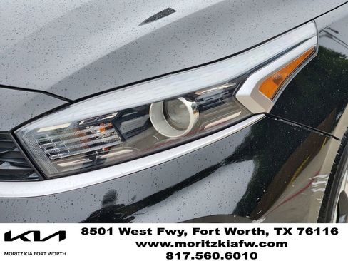Certified 2022 Kia Forte LXS FWD image 7