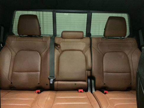 Used 2019 RAM 1500 Limited AWD/4WD image 35
