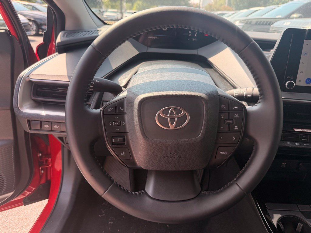 Used 2026 Toyota Prius LE FWD image 14