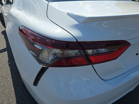 Used 2024 Toyota Camry SE FWD image 32