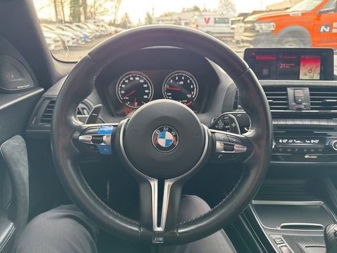 Used 2018 BMW M2 image 18