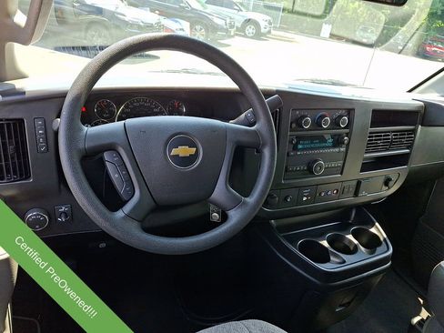 Used 2025 Chevrolet Express 3500 LT w/ LT Preferred Equipment Group RWD image 12
