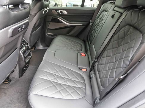 New 2026 BMW X5 xDrive50e w/ M Sport Package image 17