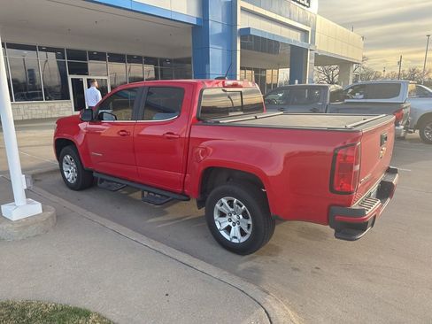 Used 2018 Chevrolet Colorado LT w/ LT Convenience Package image 2