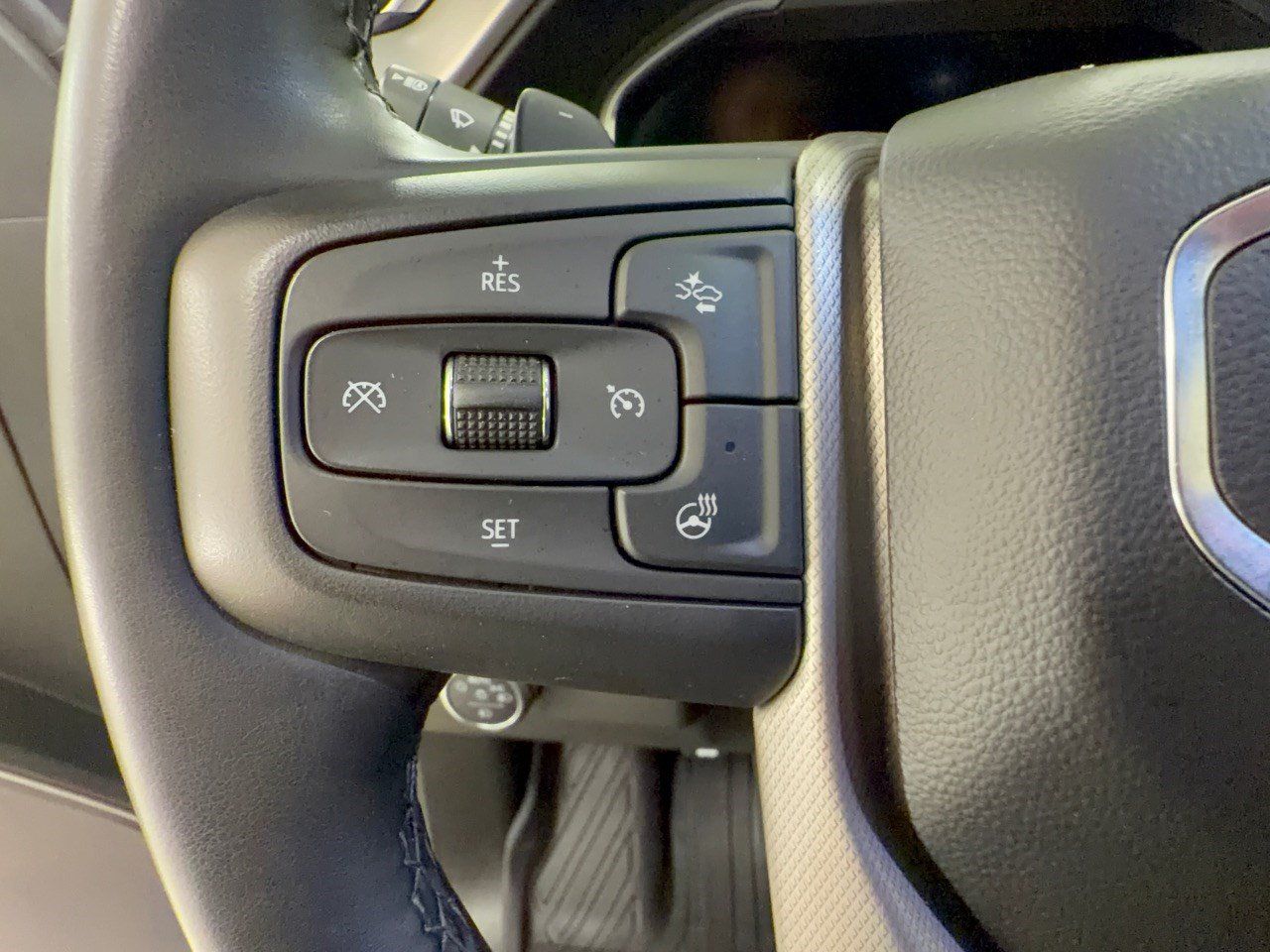 Used 2023 GMC Sierra 1500 Denali w/ Denali Reserve Package RWD image 18