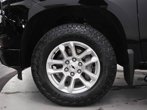 Used 2024 Chevrolet Silverado 1500 RST AWD/4WD image 30