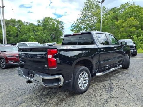Used 2022 Chevrolet Silverado 1500 LT AWD/4WD image 6