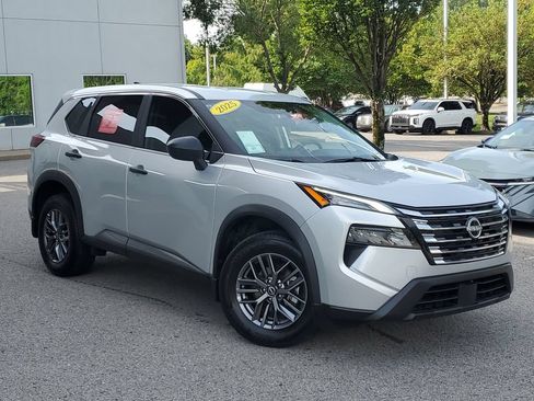 Certified 2025 Nissan Rogue S AWD/4WD image 39