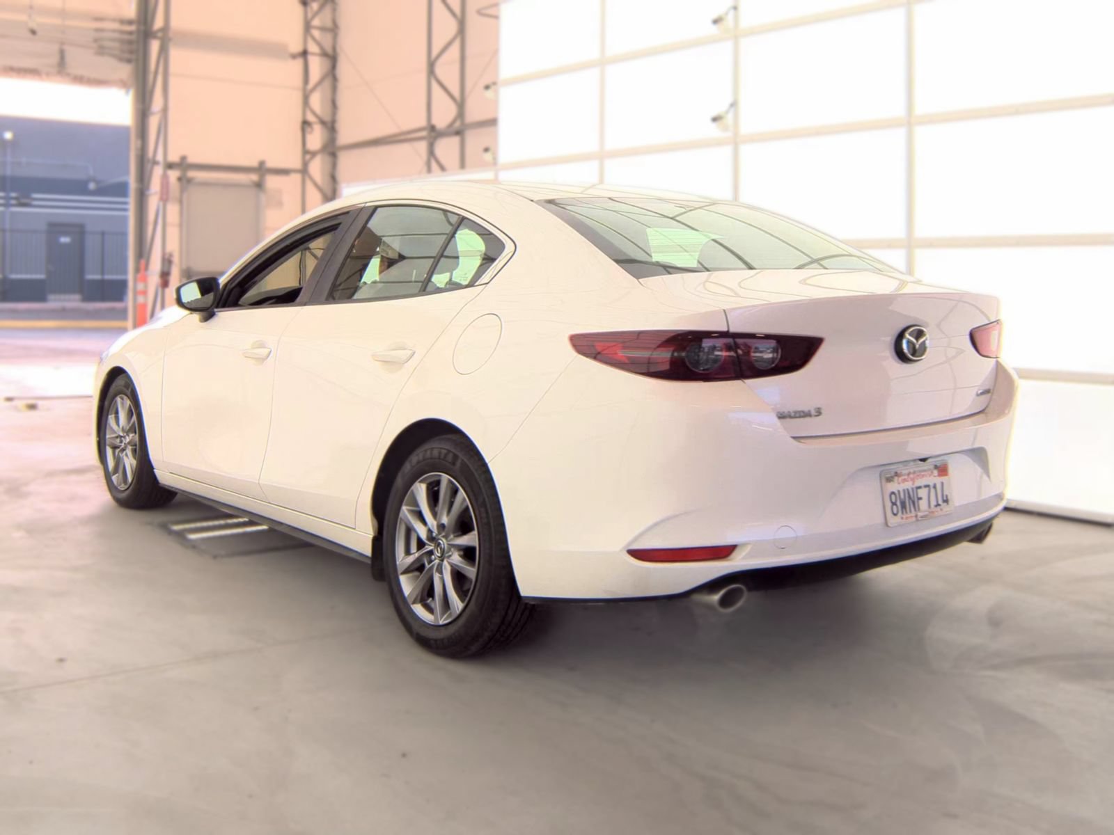 Used 2021 MAZDA MAZDA3 s FWD image 2
