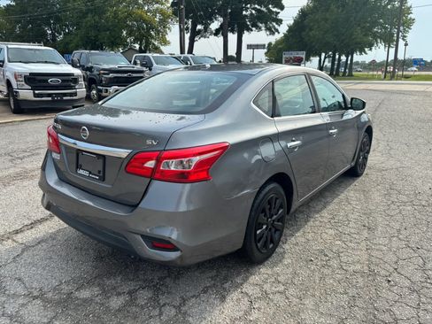 Used 2017 Nissan Sentra SV FWD image 5