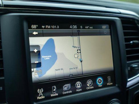Used 2016 RAM 1500 Sport w/ Sport Premium Group AWD/4WD image 29