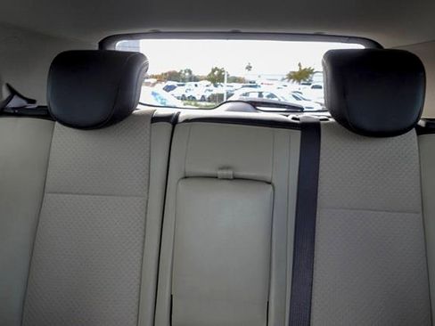Used 2021 Buick Encore Preferred AWD/4WD image 16