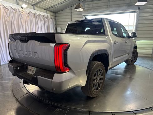 Used 2025 Toyota Tundra Platinum AWD/4WD image 5