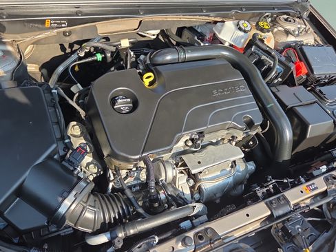 Certified 2023 Chevrolet Malibu LT FWD image 17