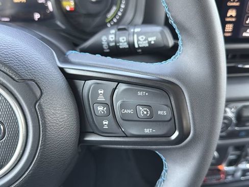 Used 2024 Jeep Wrangler Unlimited Rubicon 4xe AWD/4WD image 20