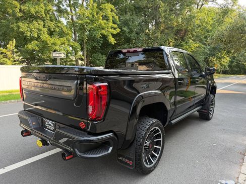 Used 2023 GMC Sierra 1500 AT4 w/ AT4 Premium Package AWD/4WD image 5