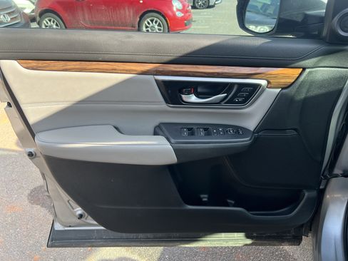 Used 2021 Honda CR-V EX-L image 16