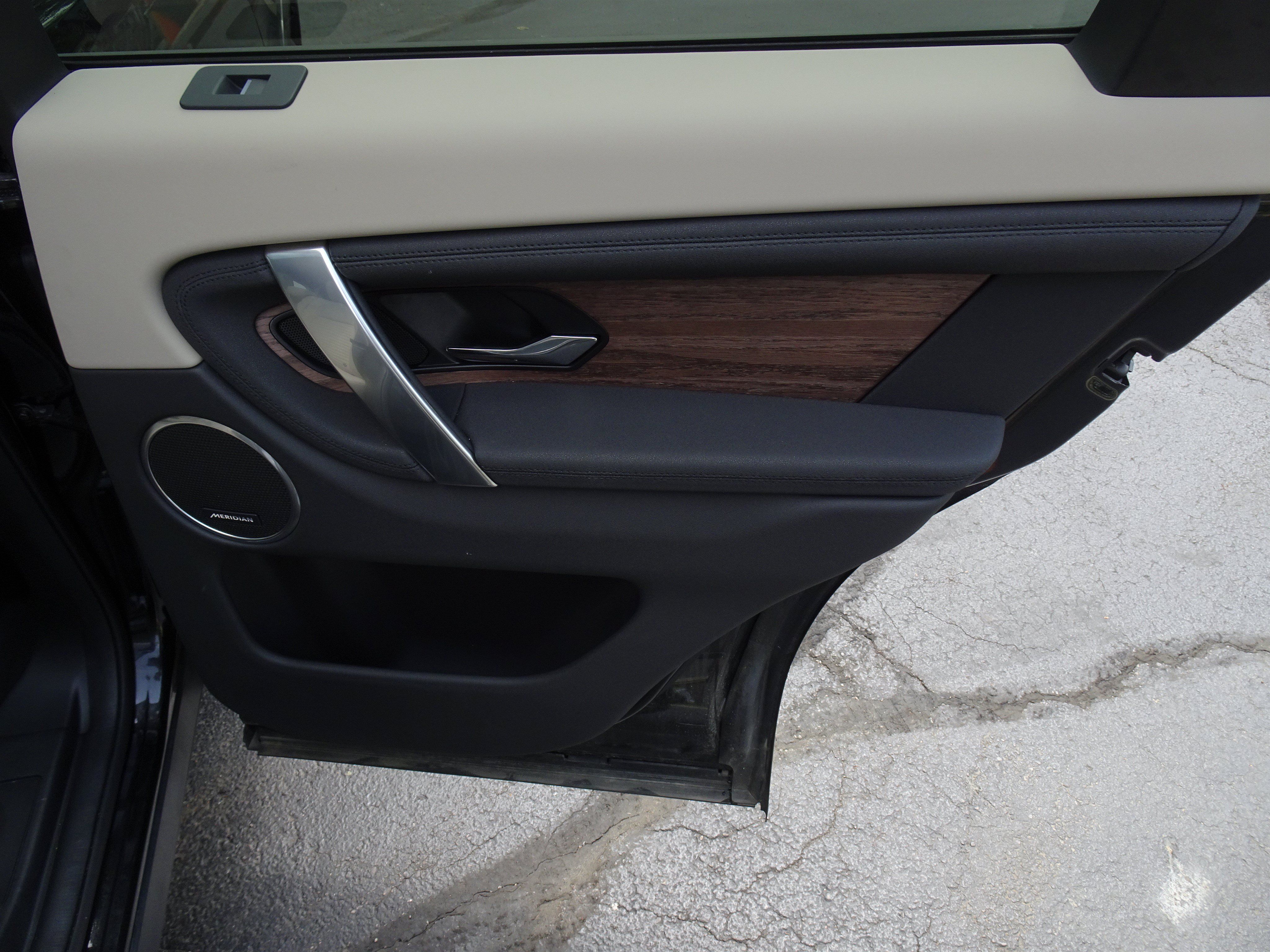Certified 2025 Land Rover Discovery Sport S AWD/4WD image 23