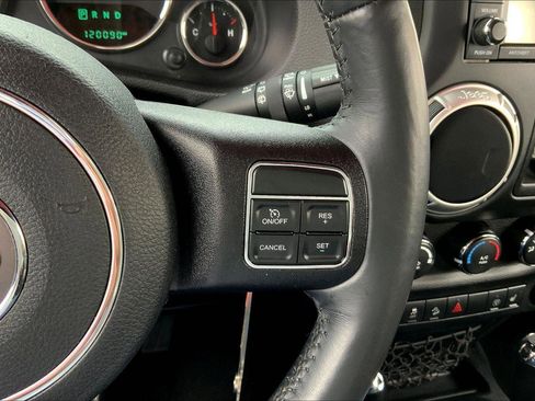 Used 2016 Jeep Wrangler Unlimited Sahara w/ Dual Top Group image 16