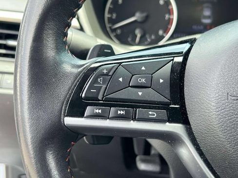 Used 2024 Nissan Altima 2.5 SR FWD image 26
