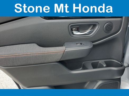 New 2026 Honda Pilot Sport image 15