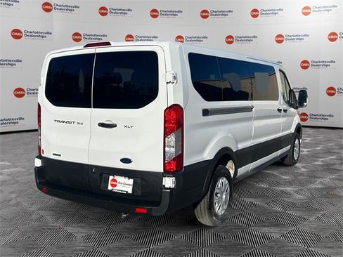 Used 2023 Ford Transit 350 XLT image 5