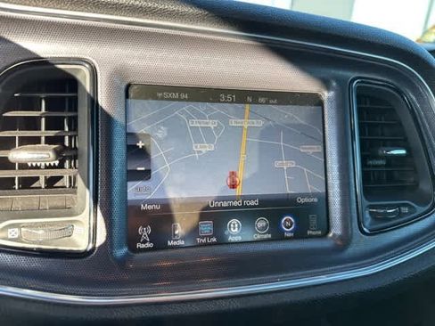 Used 2016 Dodge Challenger SRT w/ Technology Group image 11