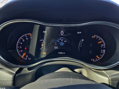 Used 2021 Jeep Grand Cherokee Limited w/ Luxury Group II image 27