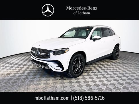 New 2026 Mercedes-Benz GLC 300 4MATIC image 1