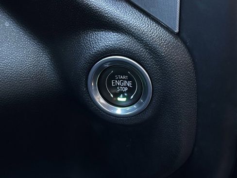 Used 2021 GMC Sierra 1500 Elevation w/ Preferred Package image 26