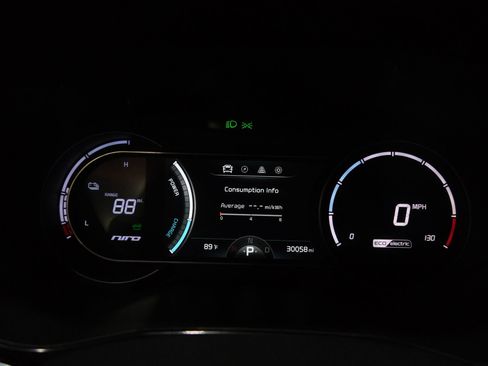 Used 2022 Kia Niro EX w/ Cold Weather Package image 38