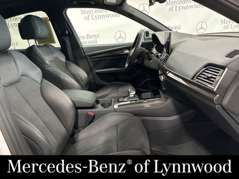 Used 2023 Audi SQ5 Premium Plus w/ Premium Plus Package image 21