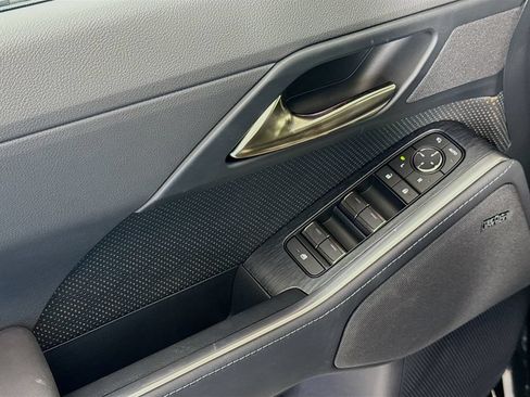 Certified 2026 Lexus GX 550 AWD/4WD image 18
