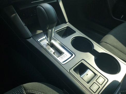 Used 2019 Subaru Outback 2.5i image 23