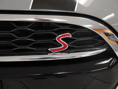 Used 2019 MINI Cooper S w/ Signature Upholstery Package image 3