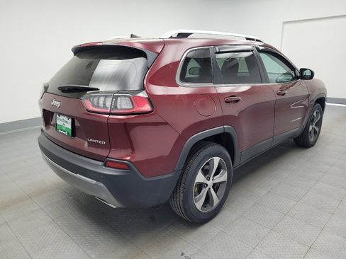 Used 2019 Jeep Cherokee Limited image 9