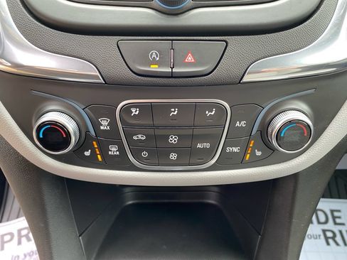 Certified 2024 Chevrolet Equinox LT AWD/4WD image 23
