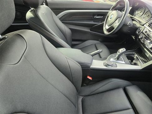 Used 2019 BMW 430i Coupe w/ Convenience Package image 4