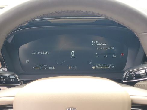 Used 2022 Lincoln Corsair Reserve w/ Equipment Group 201A image 15