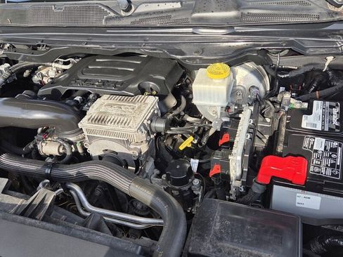 Certified 2019 RAM 1500 Laramie AWD/4WD image 22
