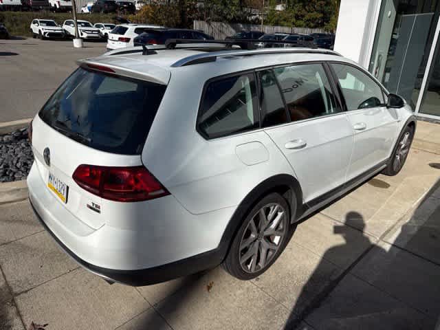 Used 2017 Volkswagen Golf Alltrack SEL AWD/4WD image 6