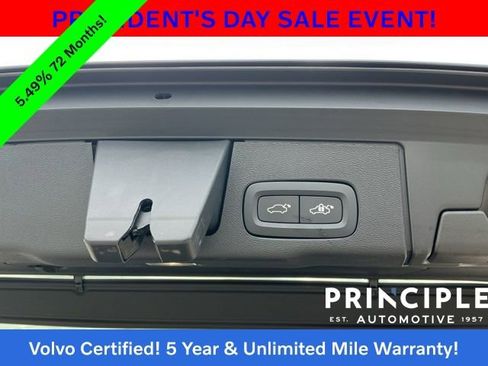 Certified 2023 Volvo XC60 B5 Plus image 15