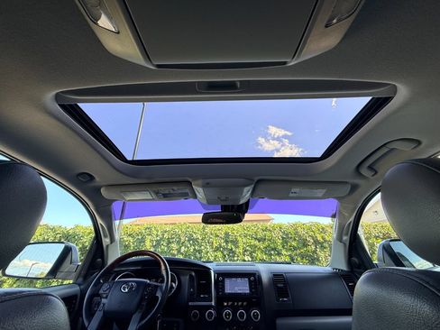 Used 2018 Toyota Sequoia Platinum w/ Carpet Mat Package AWD/4WD image 22