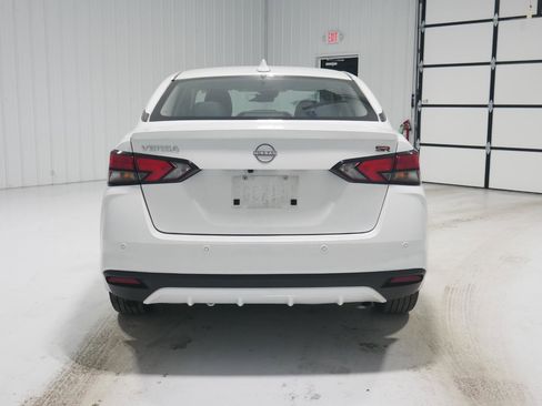 Used 2024 Nissan Versa SR w/ Electronics Package image 6