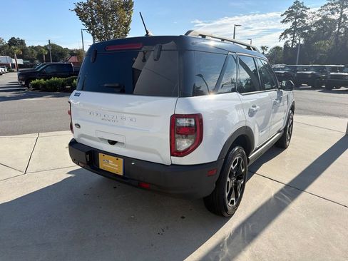 Certified 2022 Ford Bronco Sport Outer Banks AWD/4WD image 8