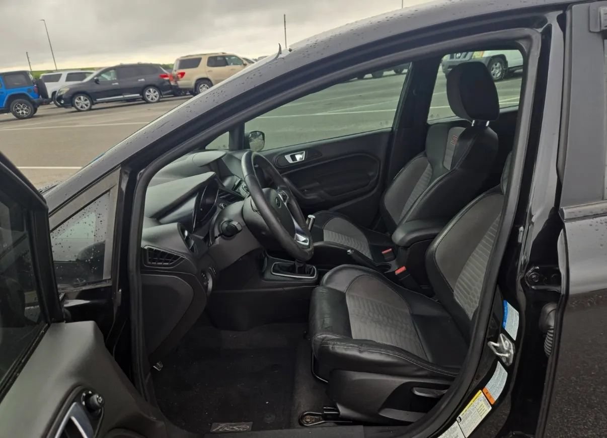 Used 2015 Ford Fiesta ST w/ ST Recaro Package FWD image 7