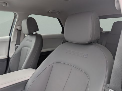 New 2025 Hyundai Ioniq 5 SEL AWD/4WD image 11