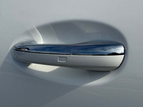 Used 2023 Mercedes-Benz GLC 300 image 14